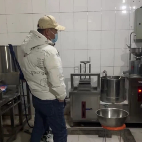 豆貴妃豆腐機(jī)怎么操作